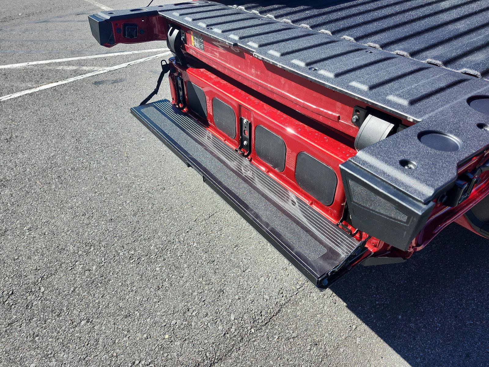 Used 2026 GMC Sierra 1500 AT4 w/ AT4 Premium Package AWD/4WD image 14