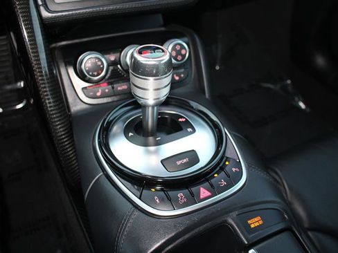 Used 2014 Audi R8 V10 image 22