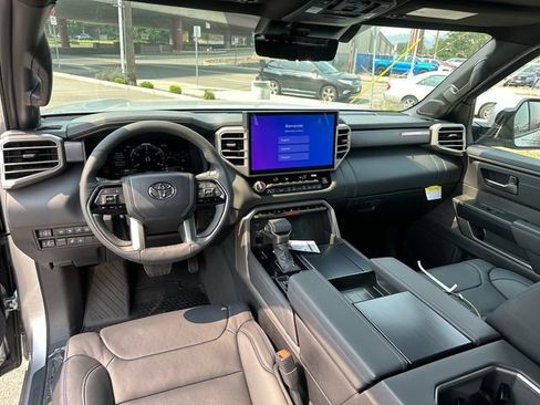 New 2026 Toyota Tundra Platinum AWD/4WD image 9