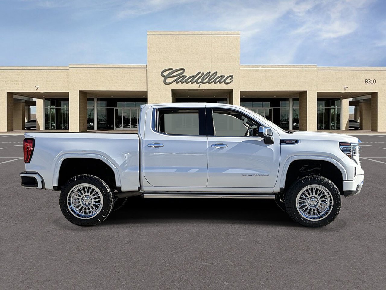 Used 2022 GMC Sierra 1500 Denali w/ Denali Reserve Package AWD/4WD image 4