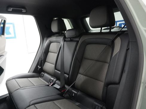 New 2026 Chevrolet Equinox LT w/ Convenience Package II image 33