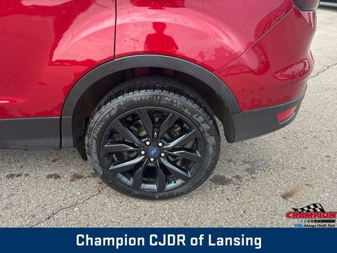 Used 2019 Ford Escape SE FWD image 27