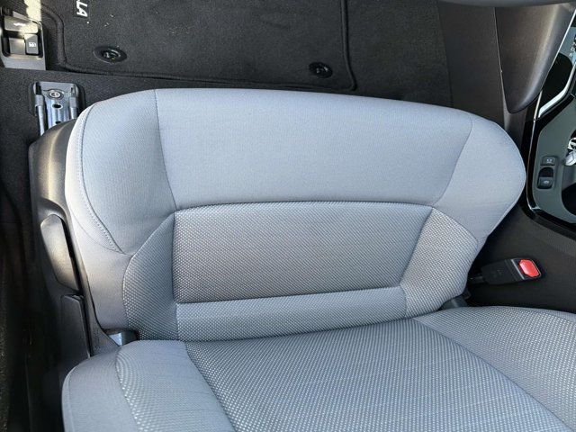 Certified 2025 Toyota Corolla SE FWD image 9