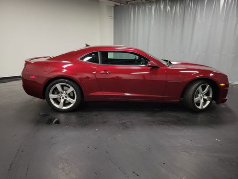 Used 2011 Chevrolet Camaro SS RWD image 9