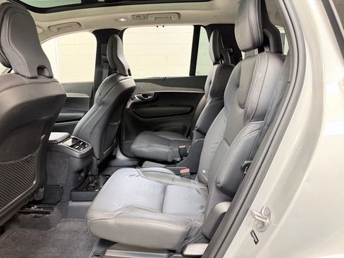 Used 2023 Volvo XC90 B6 Ultimate w/ Lounge Package AWD/4WD image 21