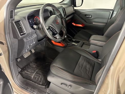 Used 2024 Nissan Frontier Pro-X image 17