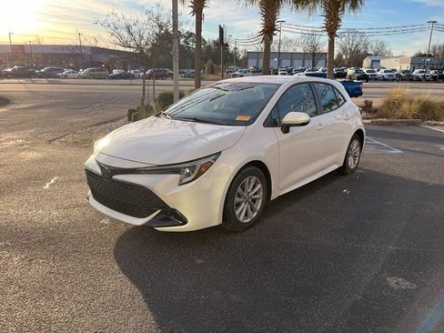 Used 2024 Toyota Corolla SE image 32