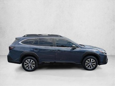 Used 2024 Subaru Outback AWD/4WD image 4