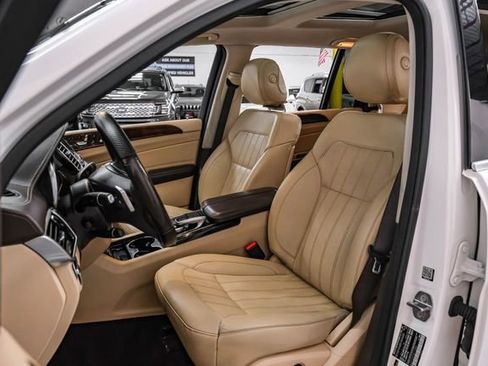 Used 2018 Mercedes-Benz GLS 450 4MATIC w/ Premium Package image 30