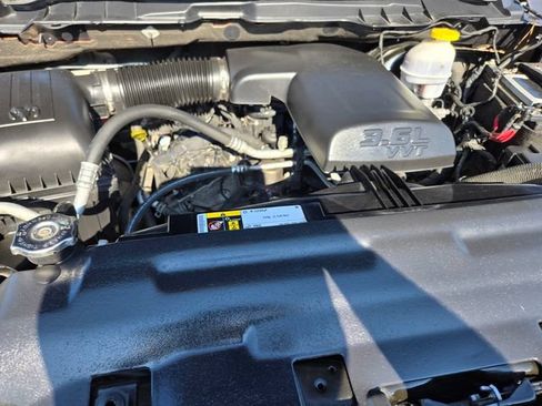 Used 2021 RAM 1500 Warlock AWD/4WD image 21