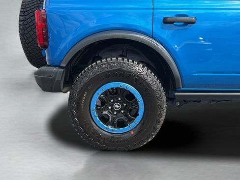 Certified 2022 Ford Bronco Black Diamond w/ Sasquatch Package AWD/4WD image 32