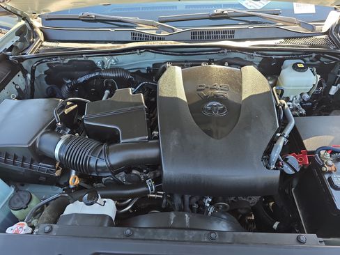 Used 2021 Toyota Tacoma TRD Pro AWD/4WD image 25