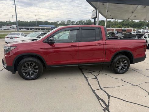 Used 2021 Honda Ridgeline Sport image 4