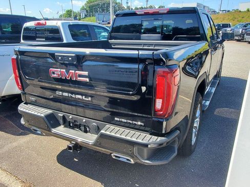 Used 2025 GMC Sierra 1500 Denali AWD/4WD image 9