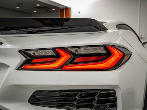 Used 2023 Chevrolet Corvette Z06 image 11