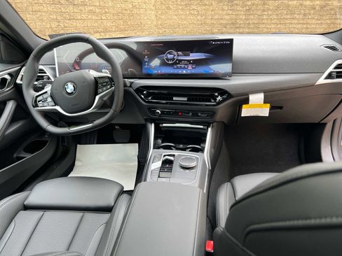 Used 2025 BMW 430i xDrive Coupe w/ Premium Package image 8