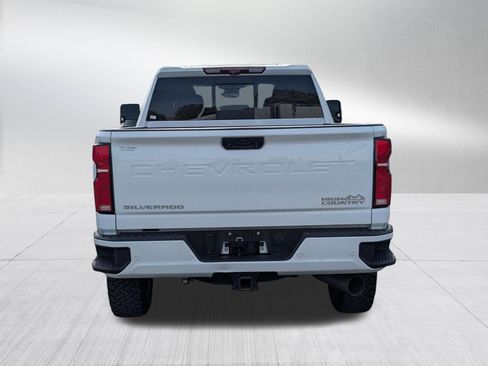 Used 2024 Chevrolet Silverado 3500 High Country w/ Technology Package image 4