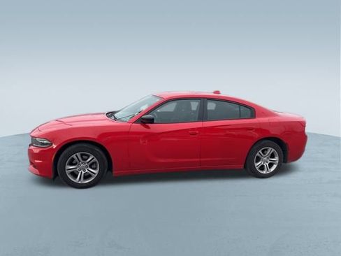 Used 2023 Dodge Charger SXT image 4