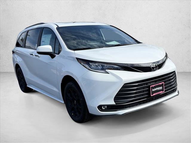 New 2026 Toyota Sienna XLE Woodland Edition AWD/4WD image 3