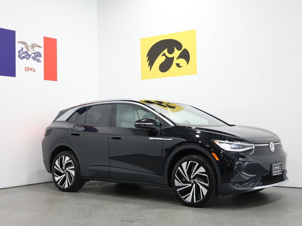Used 2025 Volkswagen ID.4 Pro S Plus AWD/4WD image 1
