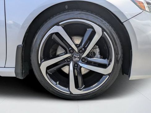 Used 2021 Honda Accord Sport image 10
