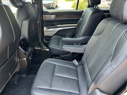 Used 2026 Cadillac Vistiq Sport w/ LPO, Floor Liner Package AWD/4WD image 34