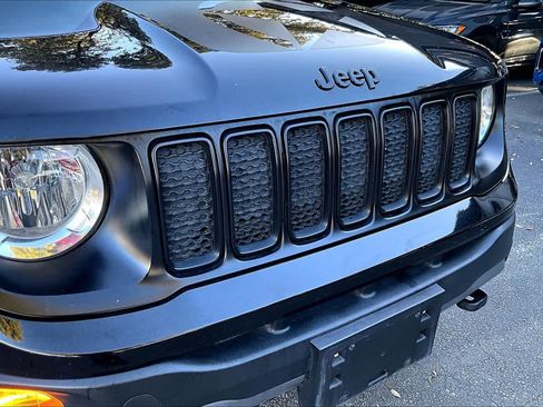 Used 2021 Jeep Renegade Sport image 32