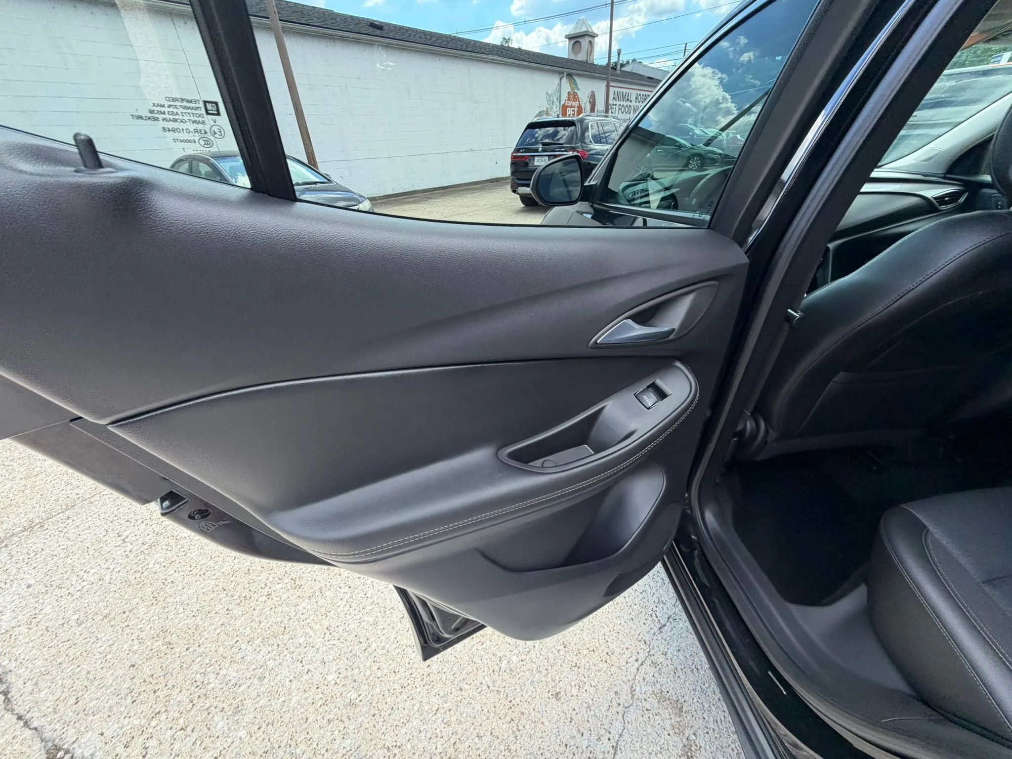 Used 2021 Buick Encore GX Preferred FWD image 22