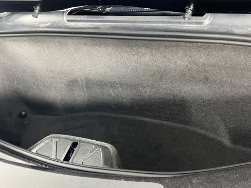 Used 2025 Chevrolet Corvette Stingray Convertible w/ 1LT image 27