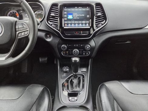 Used 2022 Jeep Cherokee Limited AWD/4WD image 17