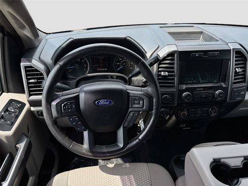 Used 2017 Ford F150 XLT w/ Equipment Group 302A Luxury AWD/4WD image 22