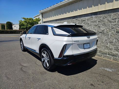 Used 2024 Cadillac Lyriq Tech w/ Driver Assist Package RWD image 4