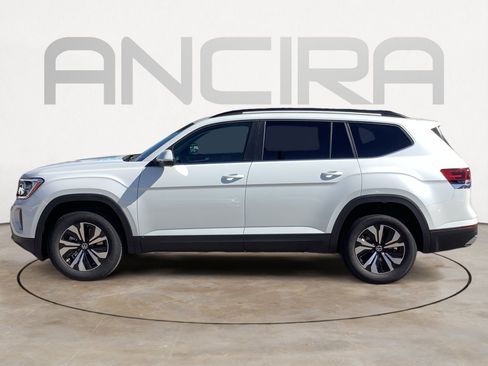 New 2026 Volkswagen Atlas SE FWD image 5