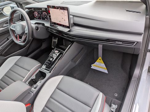 New 2026 Volkswagen GTI SE FWD image 37