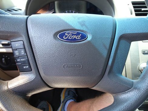 Used 2012 Ford Fusion S image 20