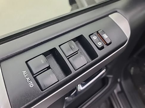 Used 2020 Toyota 4Runner SR5 Premium AWD/4WD image 22