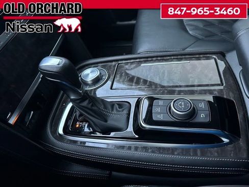 Used 2021 Nissan Armada Platinum image 15
