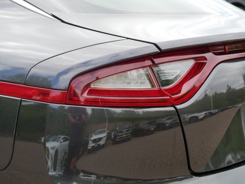 Used 2020 Kia Stinger GT AWD/4WD image 17