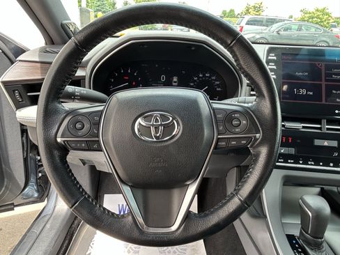 Used 2019 Toyota Avalon XLE w/ Moonroof Package FWD image 20