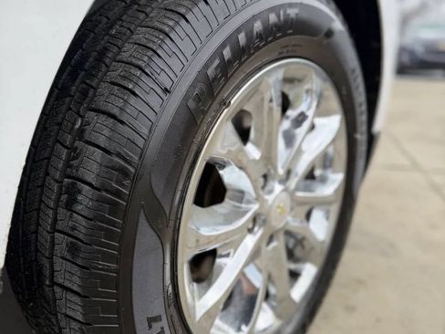 Used 2018 Chevrolet Equinox LT AWD/4WD image 9