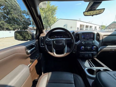 Used 2020 GMC Sierra 1500 Denali w/ Denali Ultimate Package AWD/4WD image 2