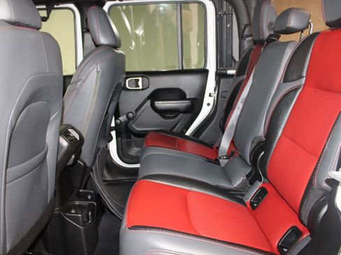 Used 2021 Jeep Gladiator Sport image 22