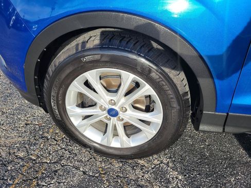Used 2019 Ford Escape SE FWD image 14