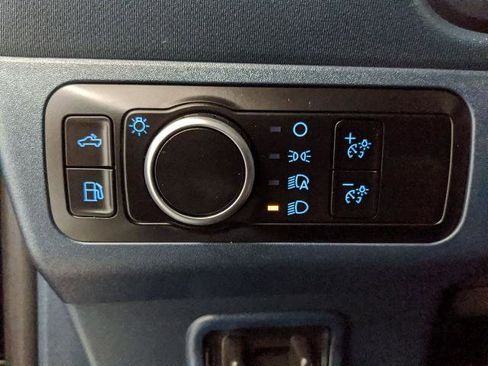 Certified 2025 Ford Maverick Lariat w/ Black Appearance Package image 16