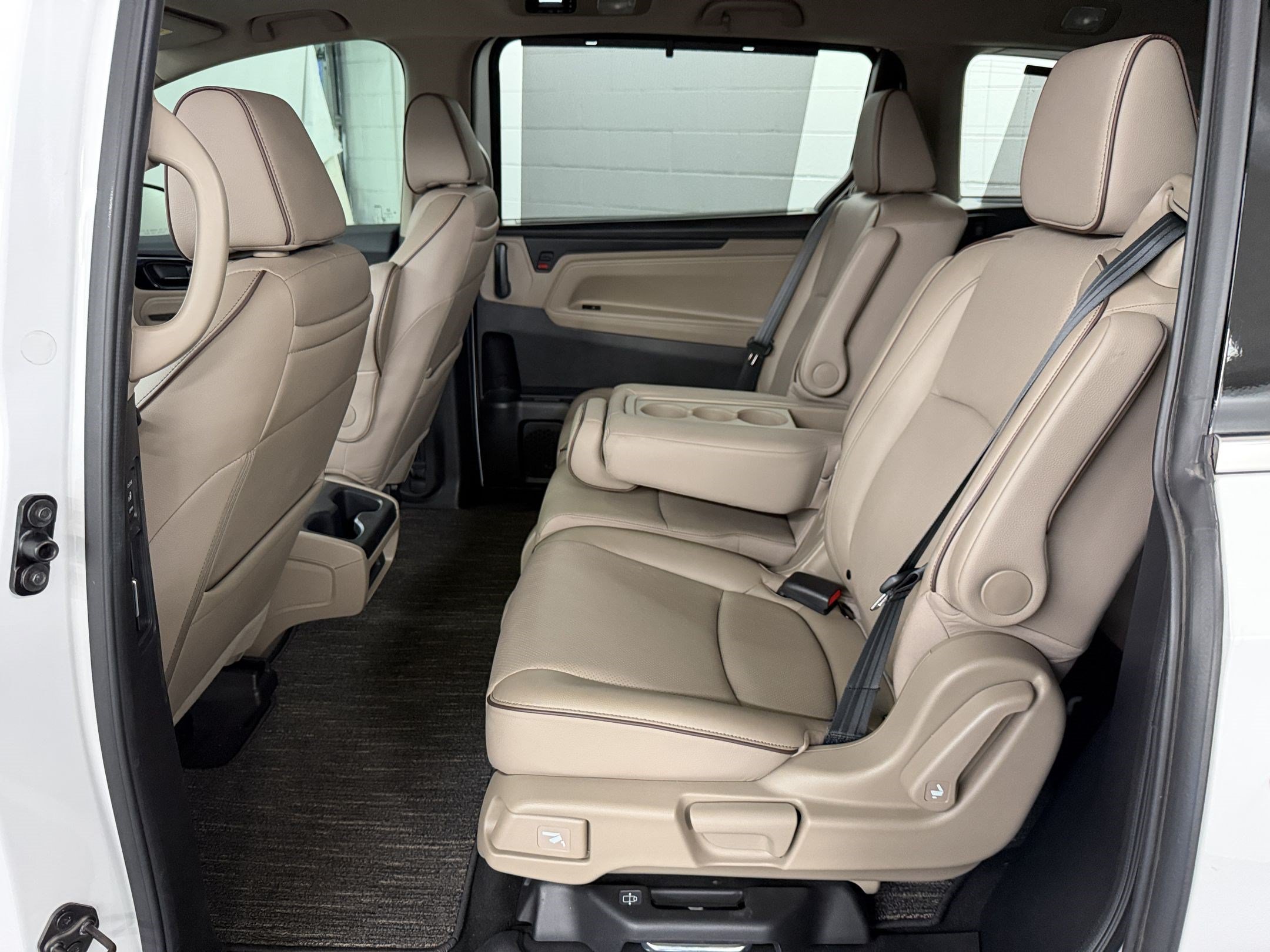 Certified 2024 Honda Odyssey Elite image 23
