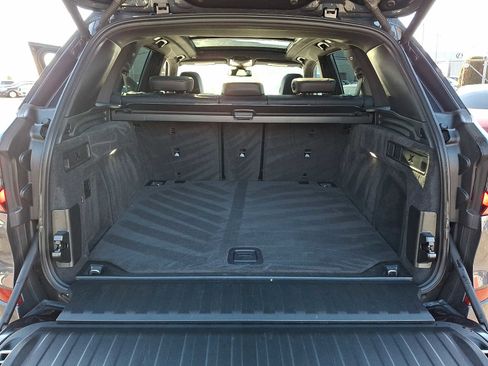 Used 2022 BMW X5 xDrive40i w/ M Sport Package image 28