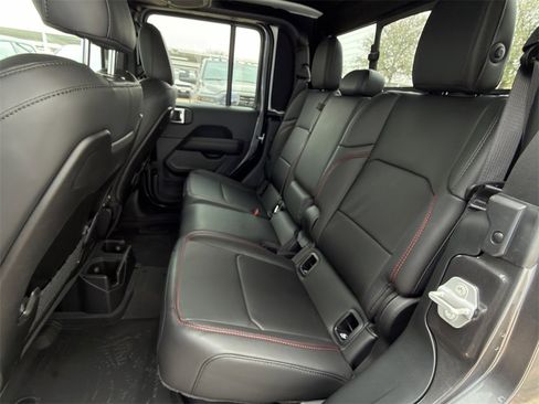 New 2025 Jeep Gladiator Rubicon image 20