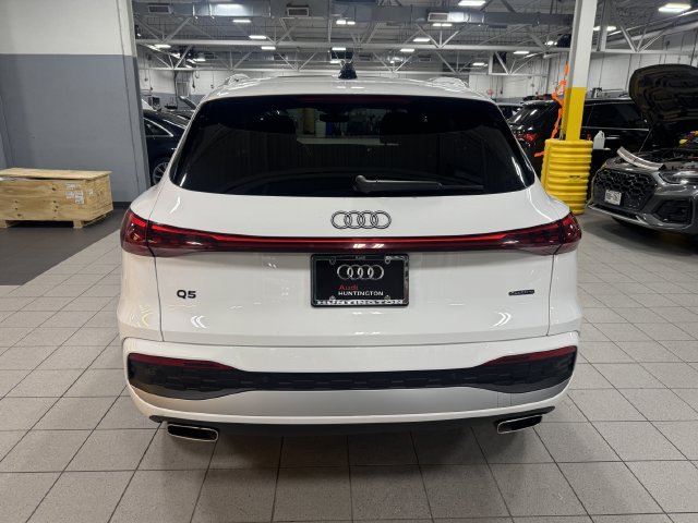 Used 2025 Audi Q5 Premium w/ Convenience Package AWD/4WD image 6