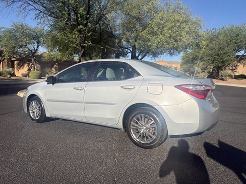 Used 2014 Toyota Corolla LE FWD image 6