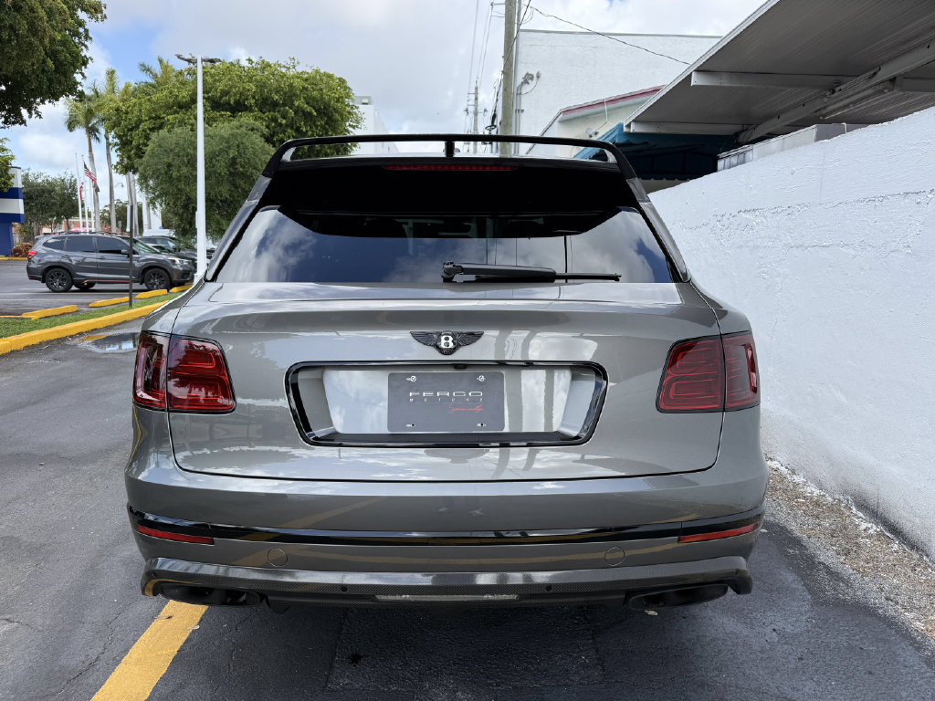 Used 2018 Bentley Bentayga AWD/4WD image 4